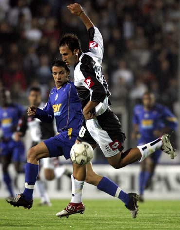 弗里克：理解亚马尔对换下不满，下次我会让他坐替补席（弗里克：理解亚马尔对被换下不满，下次将安排他打替补）