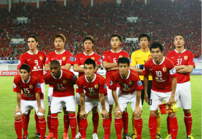 哈里森·巴恩斯成马刺队史最老30+5+5且命中5三分球员（哈里森·巴恩斯成为马刺史上最年长拿下30+5+5且命中5记三分的球员）