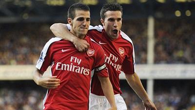 热刺连胜势头迅猛（热刺豪取连胜，气势如虹）