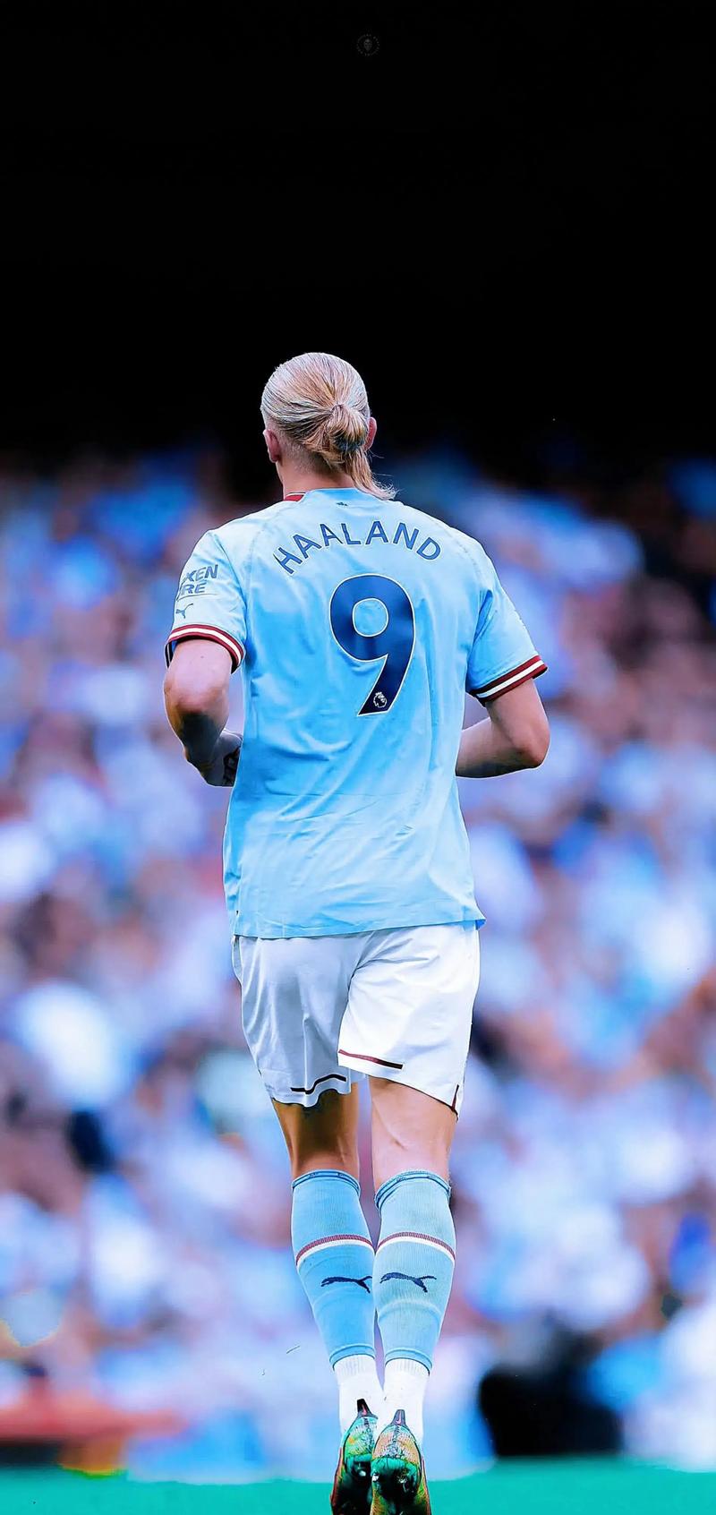 记者：米利唐左腿腘绳肌受伤，伤势令人担忧（记者：米利唐左腿腘绳肌受伤，伤情不容乐观）