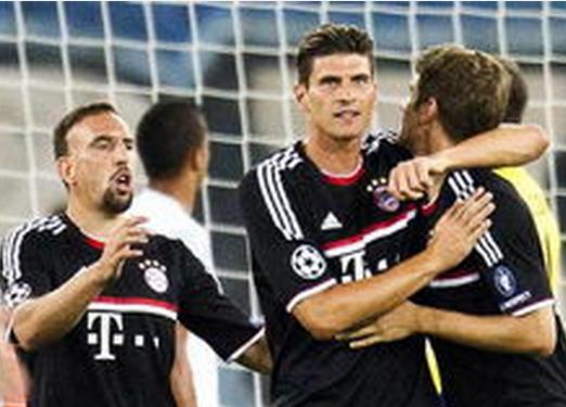 雷迪克：进攻端，我们的组织和执行力比去年有了显著的提升