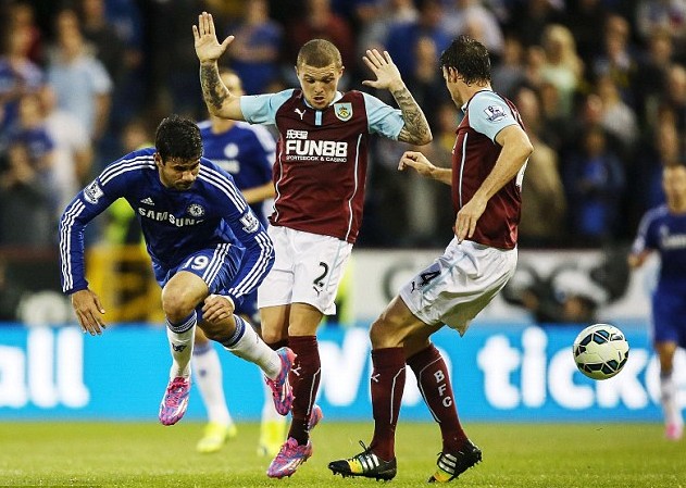 瓦塞尔谈输给骑士：骑士几乎每次都在禁区里完成终结&所有人都有责任（瓦塞尔谈不敌骑士：对手几乎次次禁区终结，全队都有责任）