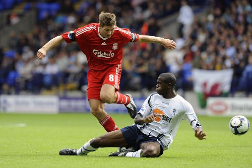 红军前6次对阵国米4胜2负，有望成第二支3次欧冠客胜国米球队（近6次交锋红军4胜2负，剑指史上第二支欧冠客场三胜国米的球队）