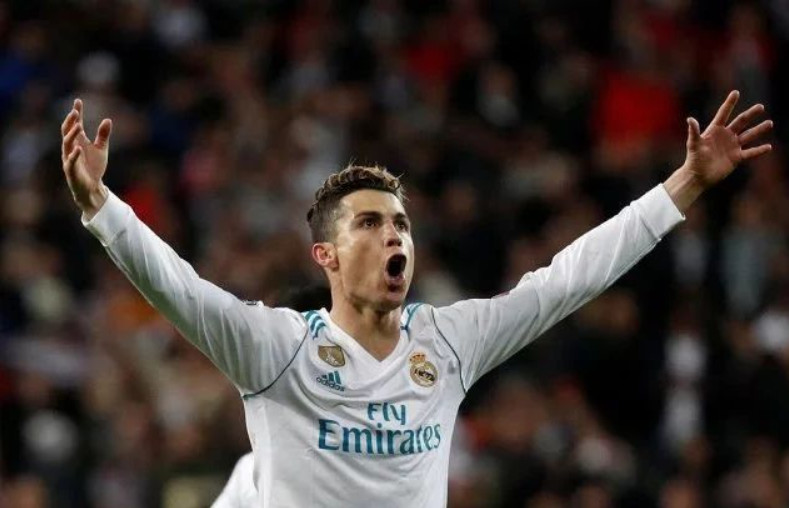 世界杯选拔赛出现突发状况，引广泛关注（世界杯选拔赛突发意外，引发广泛热议）