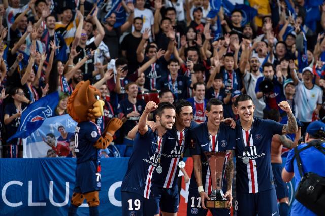 法尔克：拜仁计划明年夏天开启中国行，踢两场友谊赛（法尔克称拜仁计划明夏访华，安排两场热身赛）