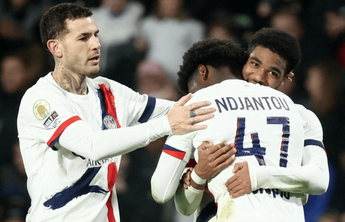 官方：京都不死鸟与主帅曹贵裁续约至26／27赛季结束（京都不死鸟官宣与主帅曹贵裁续约至2026-27赛季末）